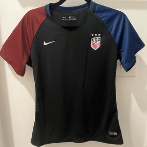 Nike USA Women’s soccer Jersey